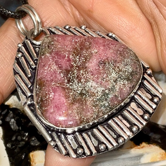 Beautiful Rhodonite Pendant 2” - Picture 3 of 16